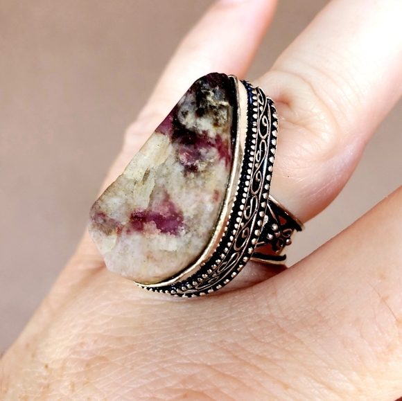New Rough Ruby in Zoisite 925 Silver Ring. - Picture 3 of 12